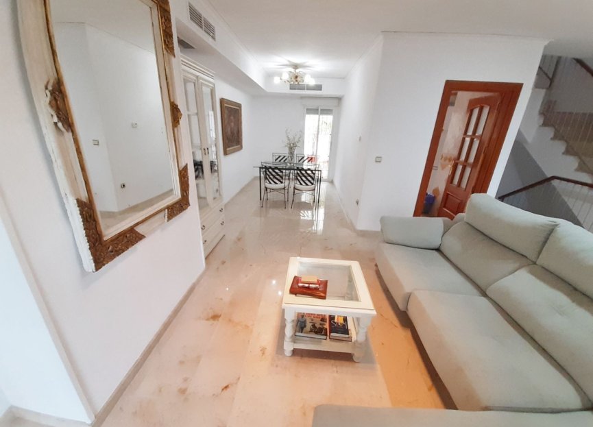 Resale - House - Townhouse - Marbella - Las Chapas