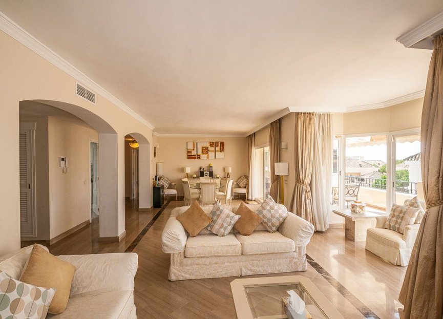 Resale - Apartment - Penthouse - Marbella - Elviria