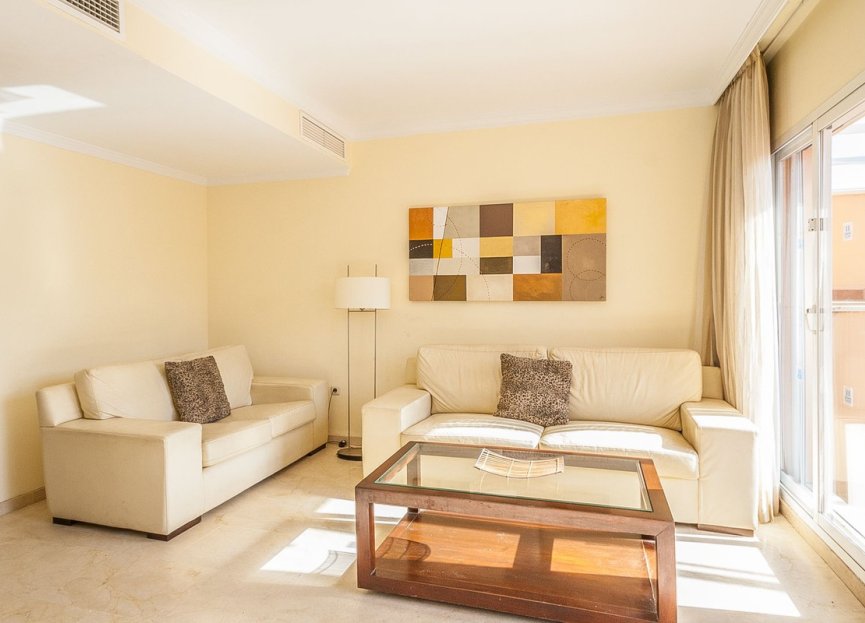 Resale - Apartment - Penthouse - Marbella - Elviria