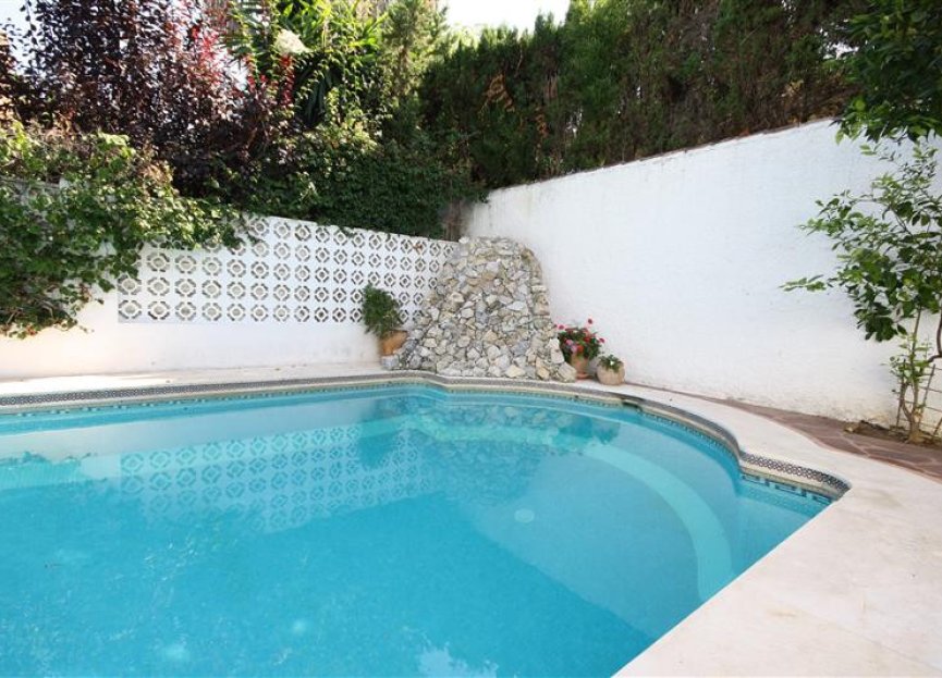 Resale - House - Detached Villa - Marbella - Los Monteros