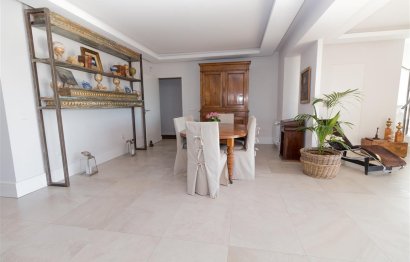 Resale - House - Detached Villa - Marbella - Hacienda Las Chapas