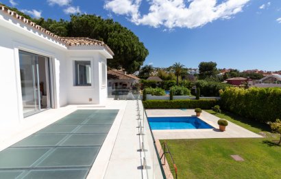 Resale - House - Detached Villa - Marbella - Hacienda Las Chapas