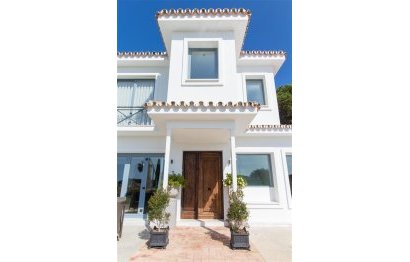 Resale - House - Detached Villa - Marbella - Hacienda Las Chapas