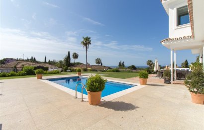 Resale - House - Detached Villa - Marbella - Hacienda Las Chapas