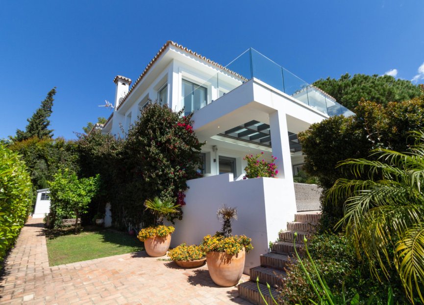 Resale - House - Detached Villa - Marbella - Hacienda Las Chapas