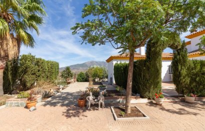 Resale - House - Finca - Cortijo - Mijas