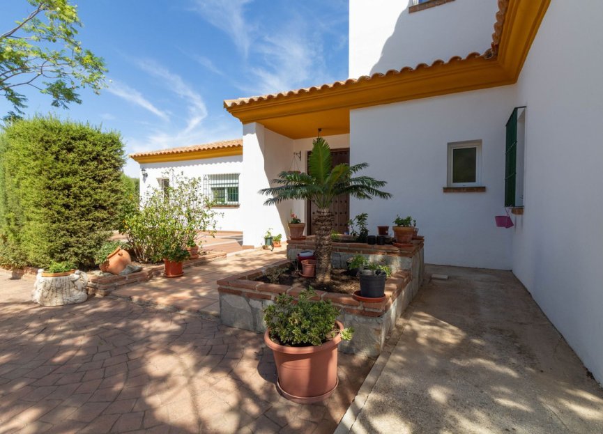 Resale - House - Finca - Cortijo - Mijas