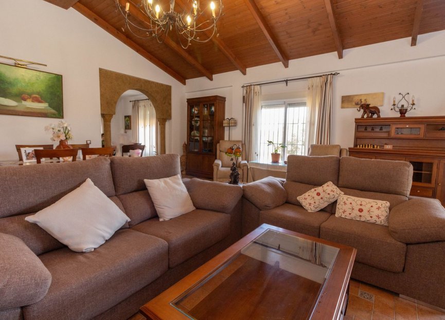 Resale - House - Finca - Cortijo - Mijas