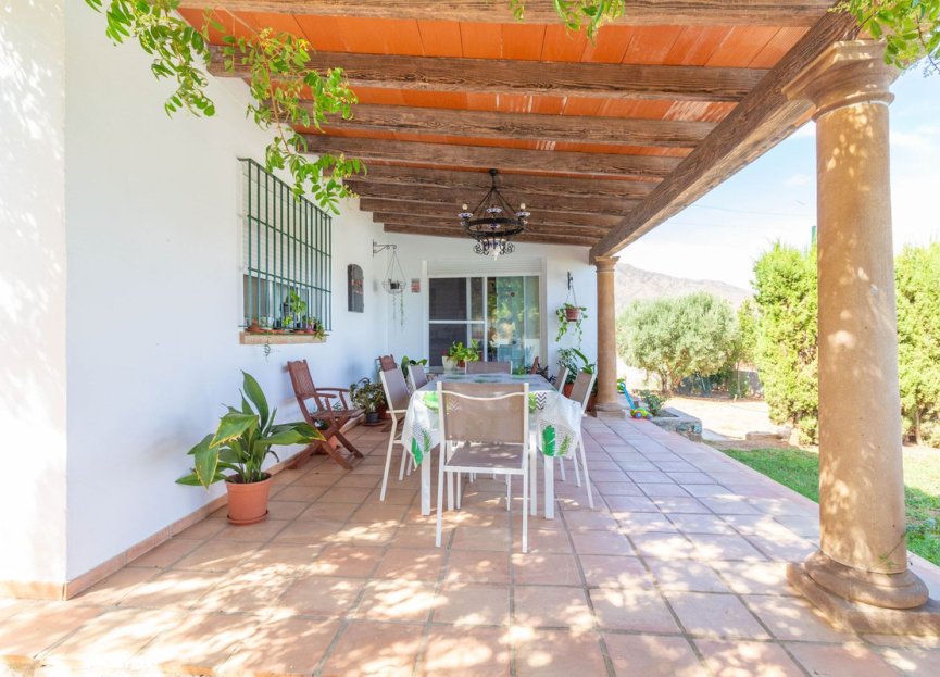 Resale - House - Finca - Cortijo - Mijas