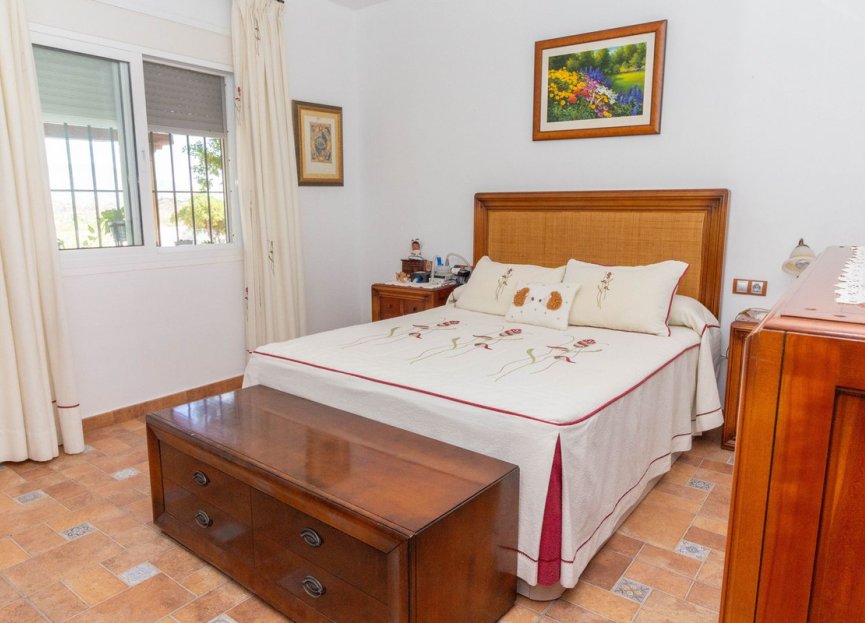 Resale - House - Finca - Cortijo - Mijas