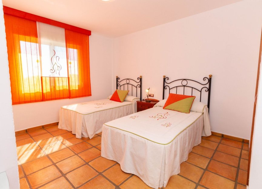 Resale - House - Finca - Cortijo - Mijas