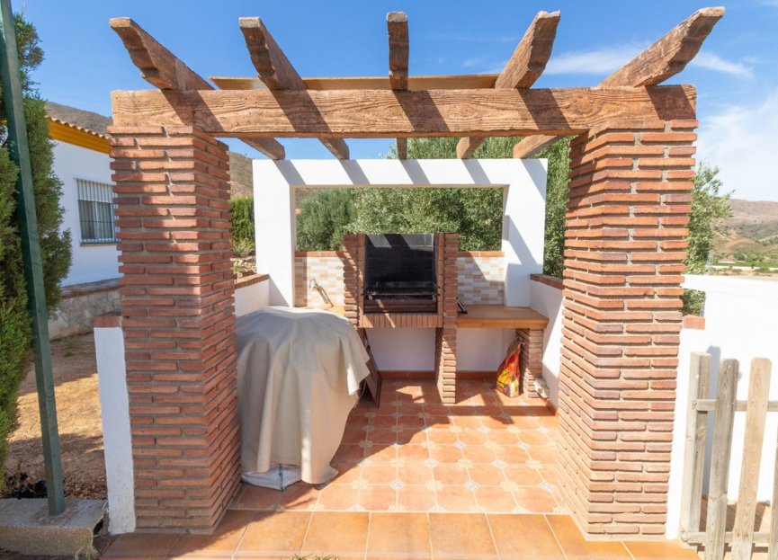 Resale - House - Finca - Cortijo - Mijas