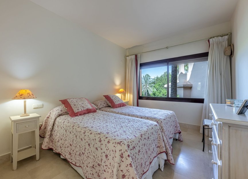 Resale - Apartment - Middle Floor Apartment - Marbella - San Pedro De Alcantara