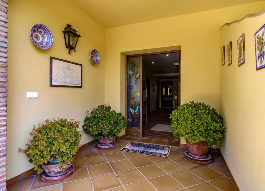 Reventa - House - Detached Villa - Benahavís - Benahavís Centro