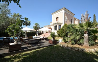 Resale - House - Detached Villa - Marbella - Nueva Andalucia