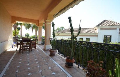 Resale - House - Detached Villa - Marbella - Nueva Andalucia