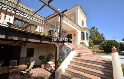 Resale - House - Detached Villa - Marbella - Nueva Andalucia