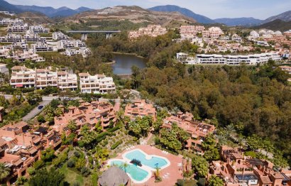 Resale - Apartment - Penthouse Duplex - Marbella - Nueva Andalucia