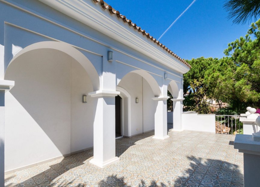 Resale - House - Detached Villa - Marbella - Hacienda Las Chapas