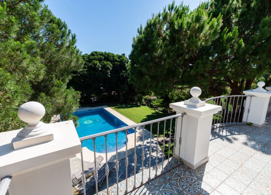 Resale - House - Detached Villa - Marbella - Hacienda Las Chapas