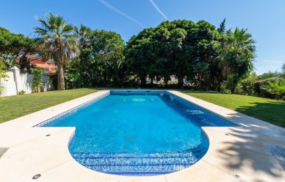 Resale - House - Detached Villa - Marbella - Hacienda Las Chapas