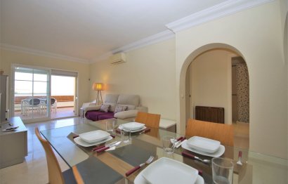 Resale - Apartment - Middle Floor Apartment - Estepona - Estepona Centro