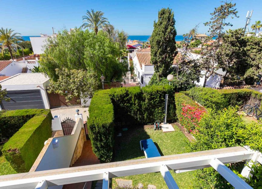 Resale - House - Semi-Detached House - Marbella - Costabella