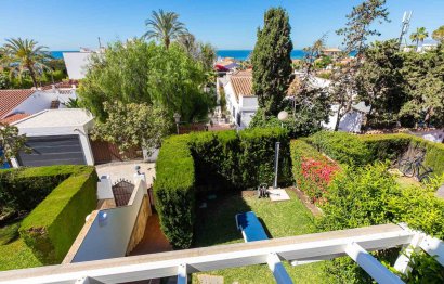 Reventa - House - Semi-Detached House - Marbella - Costabella