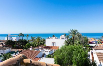 Reventa - House - Semi-Detached House - Marbella - Costabella