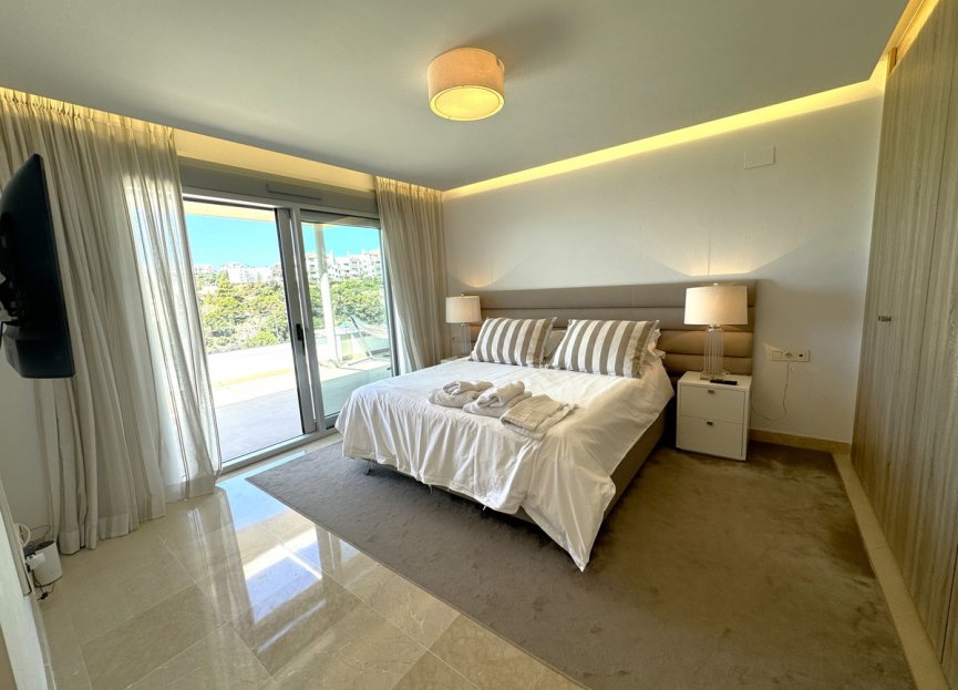 Reventa - Apartment - Penthouse - Benahavís - Benahavís Centro