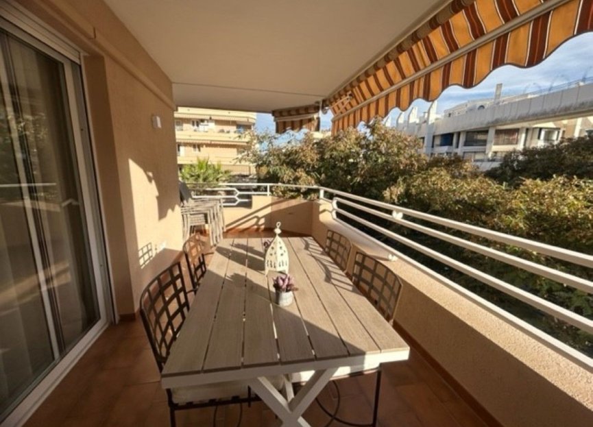 Resale - Apartment - Middle Floor Apartment - Marbella - Marbella Centro