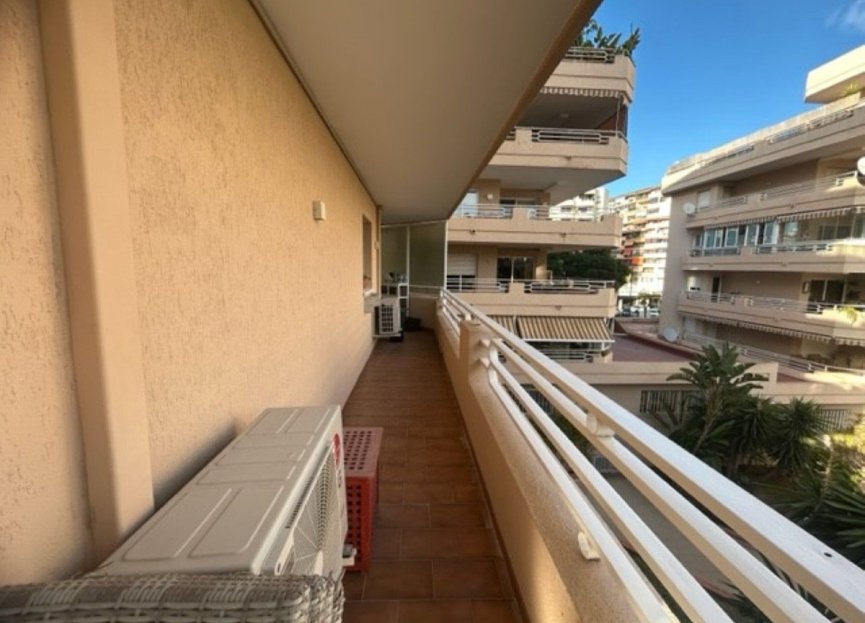 Resale - Apartment - Middle Floor Apartment - Marbella - Marbella Centro