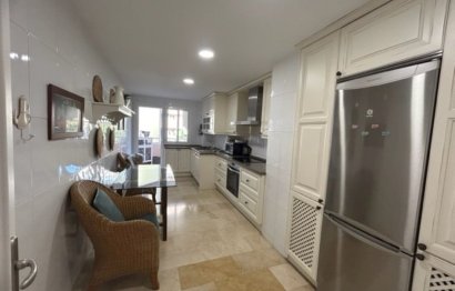 Resale - Apartment - Middle Floor Apartment - Marbella - Marbella Centro