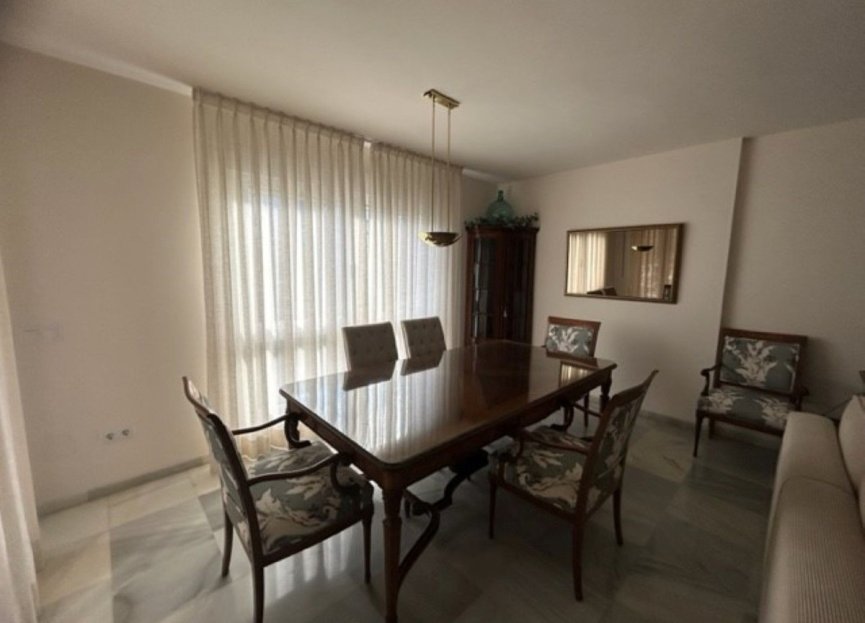 Resale - Apartment - Middle Floor Apartment - Marbella - Marbella Centro