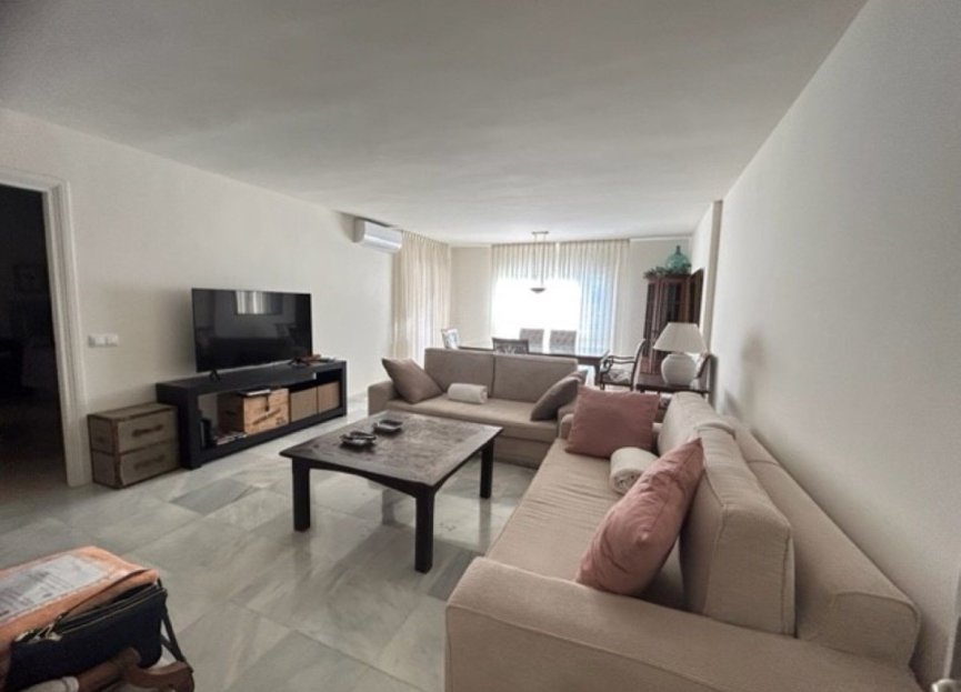 Resale - Apartment - Middle Floor Apartment - Marbella - Marbella Centro