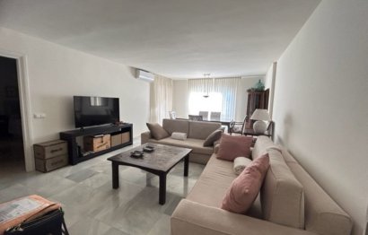 Resale - Apartment - Middle Floor Apartment - Marbella - Marbella Centro