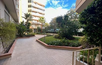 Resale - Apartment - Middle Floor Apartment - Marbella - Marbella Centro