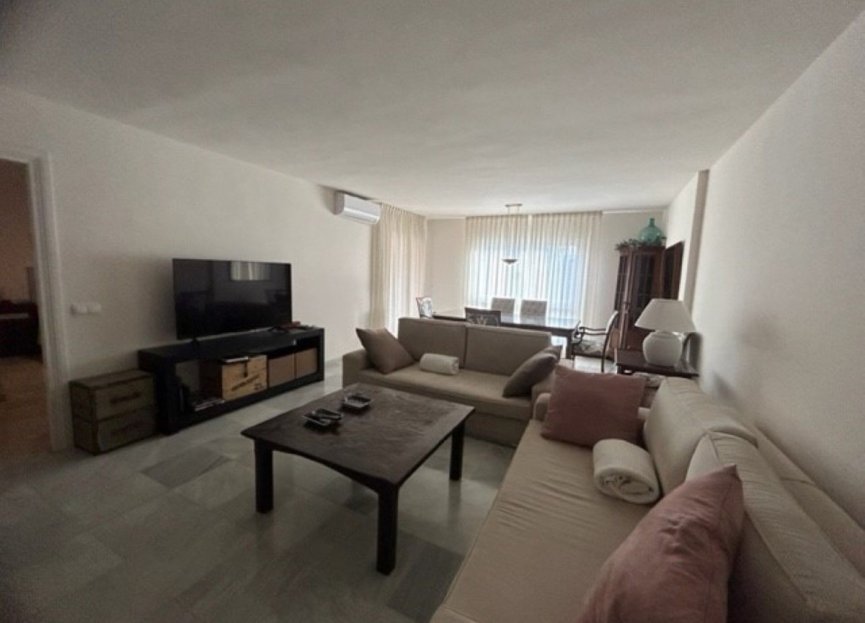 Resale - Apartment - Middle Floor Apartment - Marbella - Marbella Centro