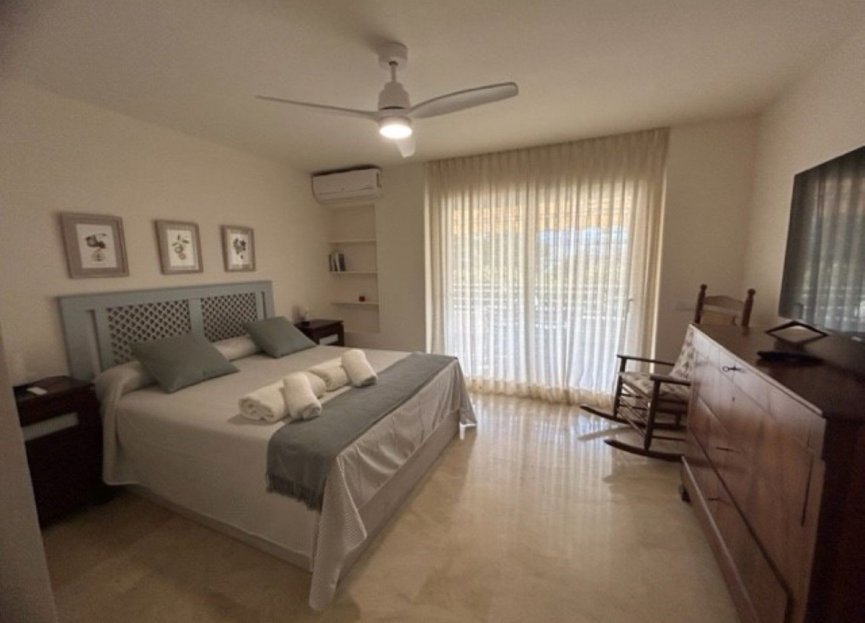 Resale - Apartment - Middle Floor Apartment - Marbella - Marbella Centro