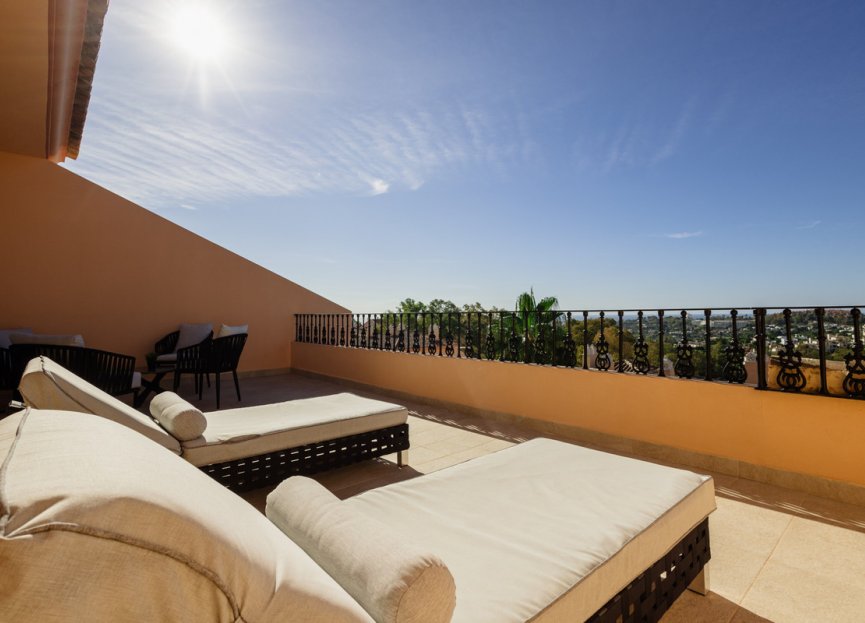 Resale - Apartment - Penthouse - Marbella - Nueva Andalucia