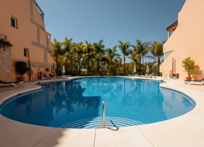 Resale - Apartment - Penthouse - Marbella - Nueva Andalucia