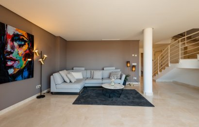 Resale - Apartment - Penthouse - Marbella - Nueva Andalucia