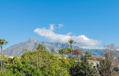 Resale - Apartment - Middle Floor Apartment - Marbella - The Golden Mile