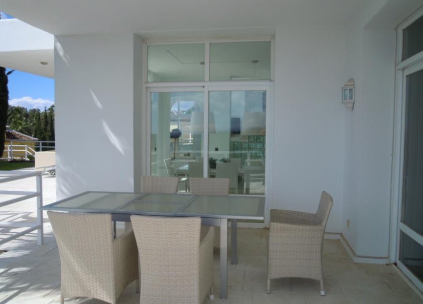 Resale - House - Detached Villa - Benahavís - La Quinta