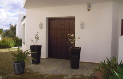 Resale - House - Detached Villa - Benahavís - La Quinta