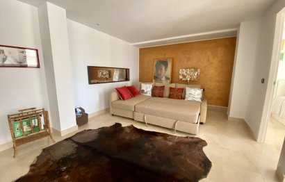 Resale - House - Townhouse - Marbella - Elviria