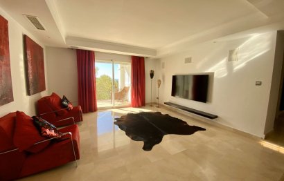 Resale - House - Townhouse - Marbella - Elviria