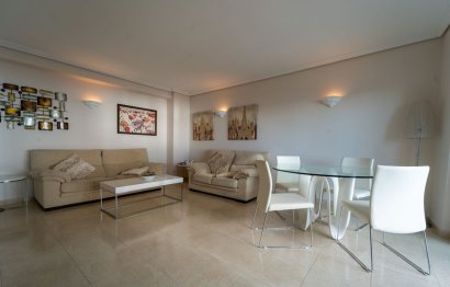 Resale - Apartment - Middle Floor Apartment - Fuengirola - Fuengirola Centro