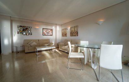 Resale - Apartment - Middle Floor Apartment - Fuengirola - Fuengirola Centro