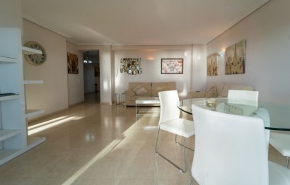 Resale - Apartment - Middle Floor Apartment - Fuengirola - Fuengirola Centro